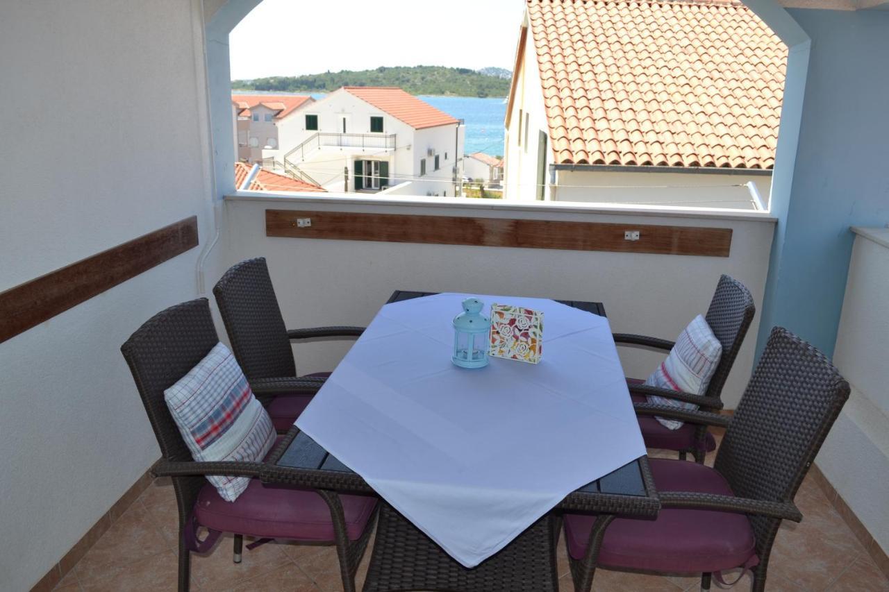 Apartments Lucija Srima Eksteriør bilde